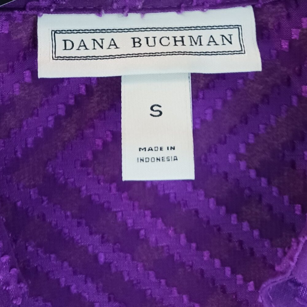 #333 3/$18 - Dana Buchman Purple Short Sleeve Button Down Top Size S - Picture 5 of 6